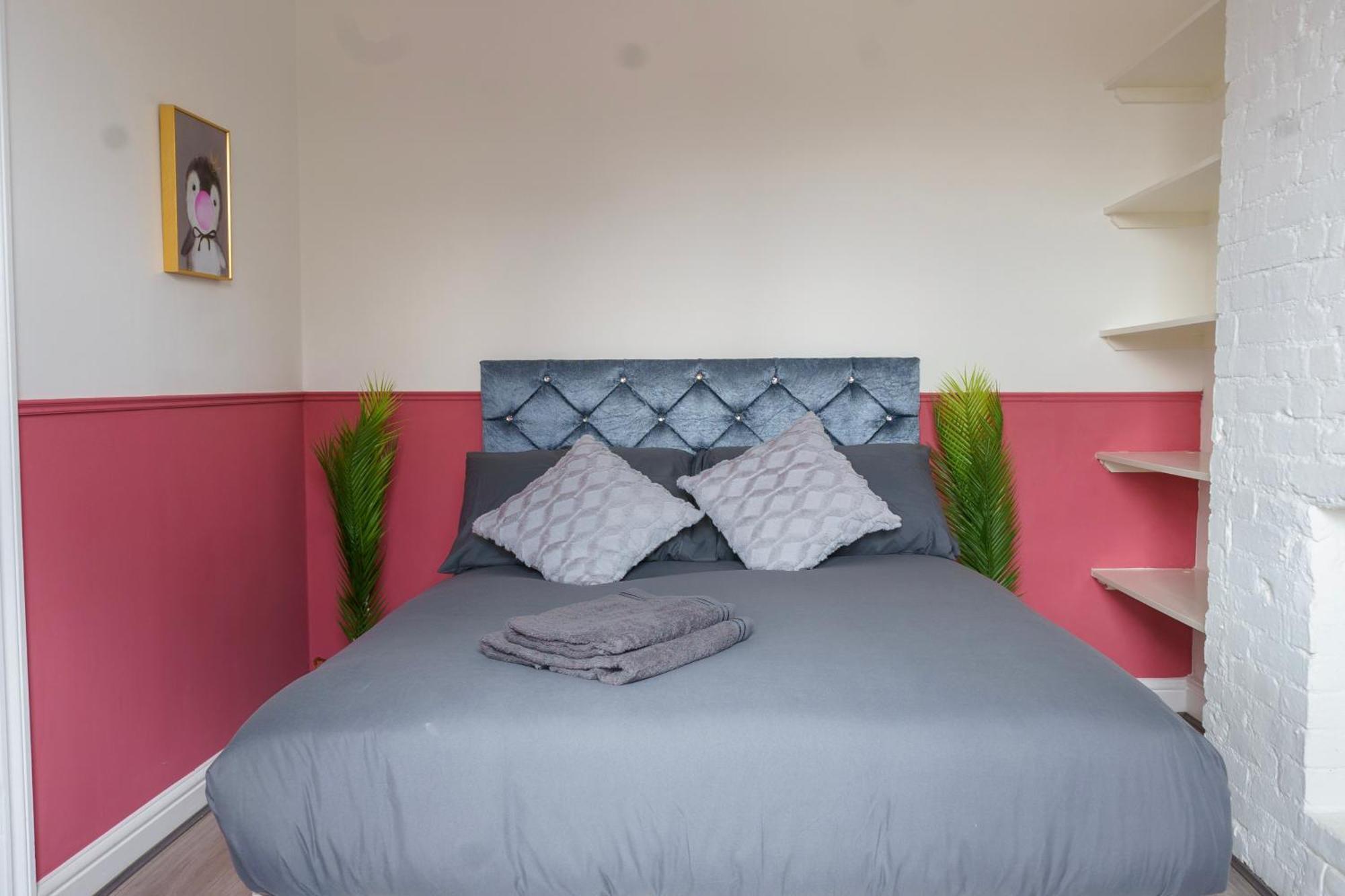 5C- Stylish Urban Retreat - Spacious 2 Bed Flat London Bagian luar foto