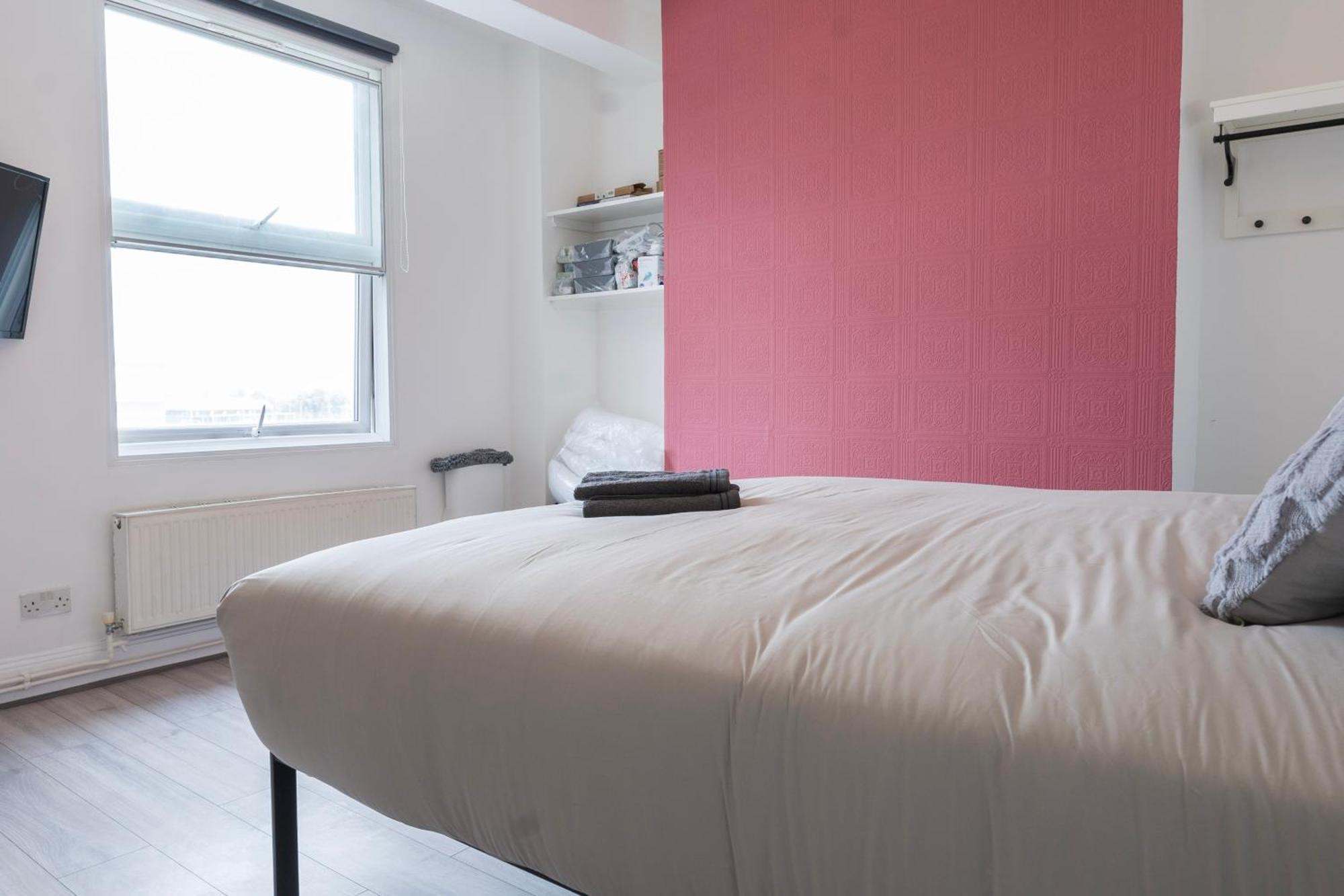 5C- Stylish Urban Retreat - Spacious 2 Bed Flat London Bagian luar foto